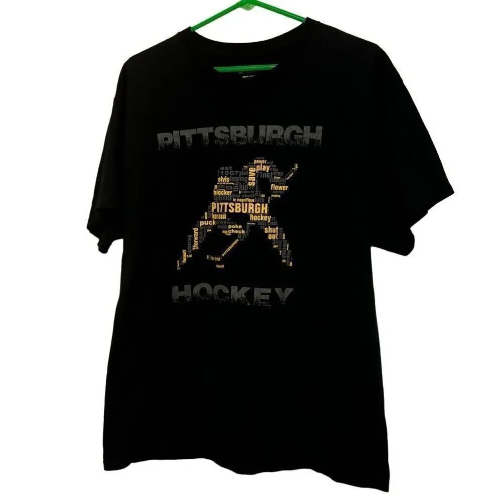Pittsburgh Penguins Hockey Size Large T-Shirt